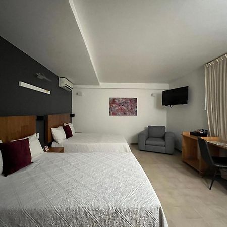 Hotel Clarum 101 Zapopan Exterior photo