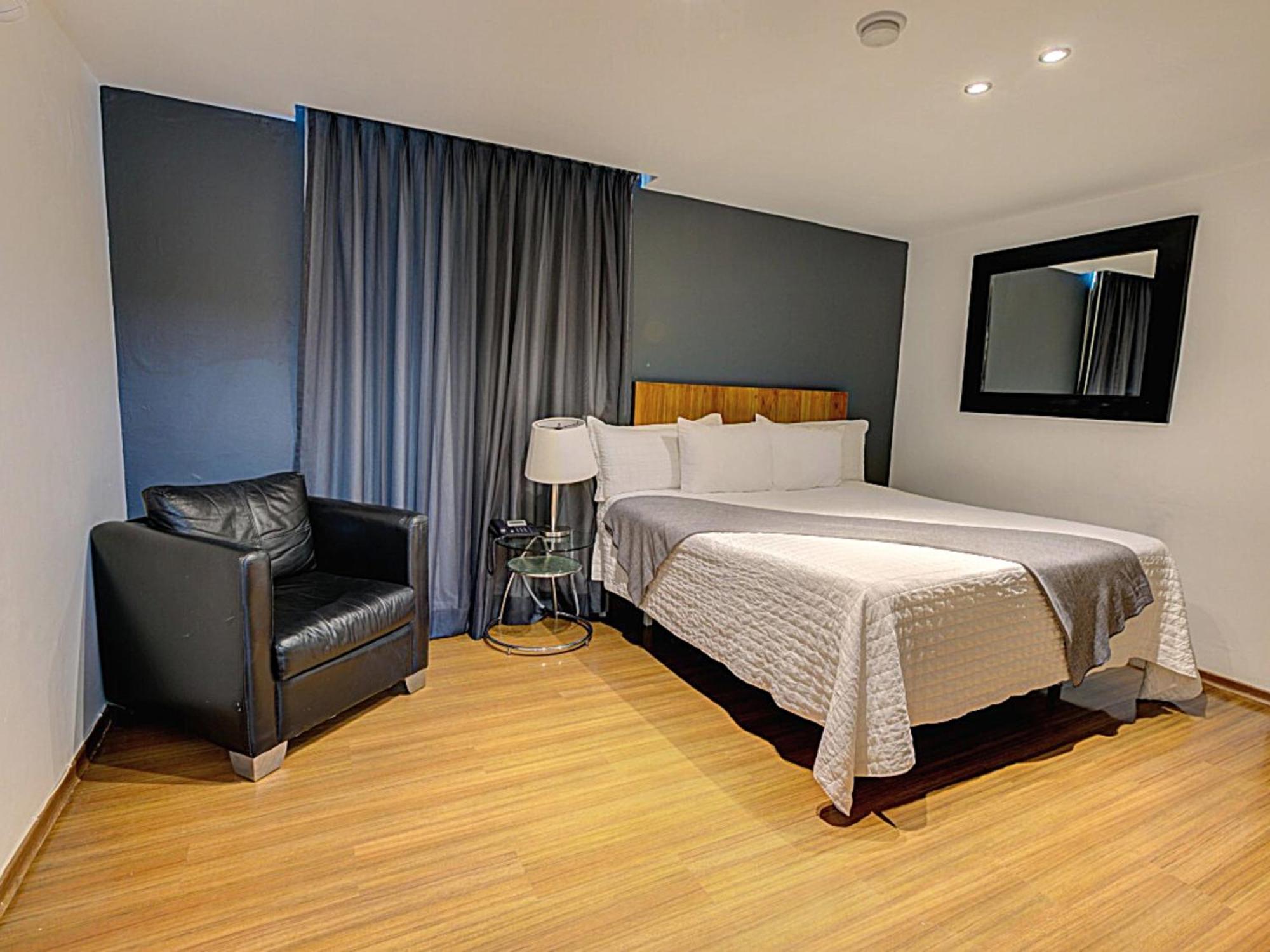 Hotel Clarum 101 Zapopan Room photo